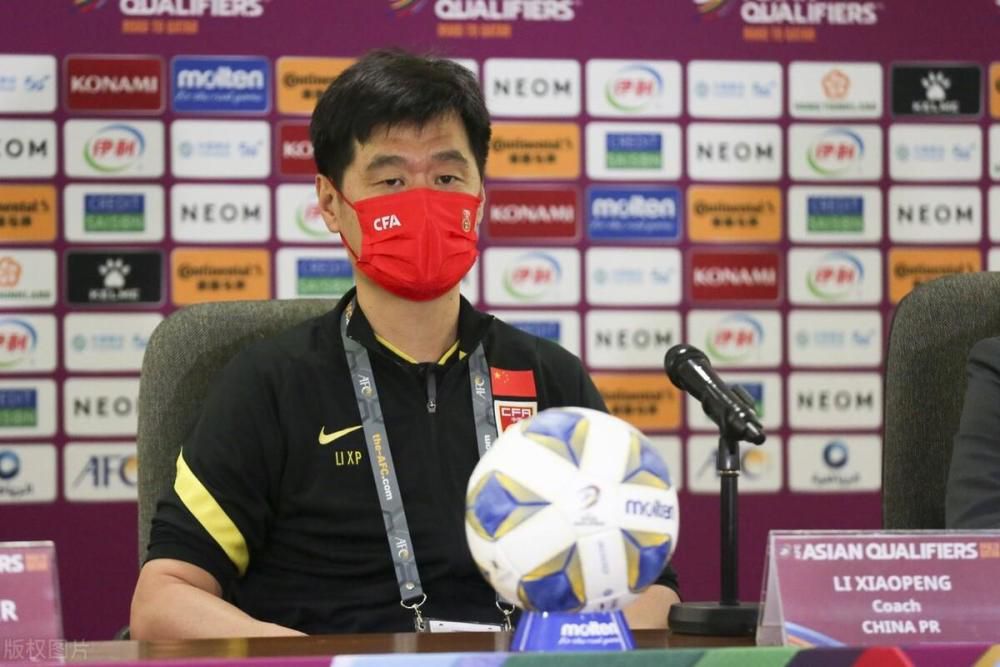 此时又与叶辰独处，自然是心跳加速、无法自拔。